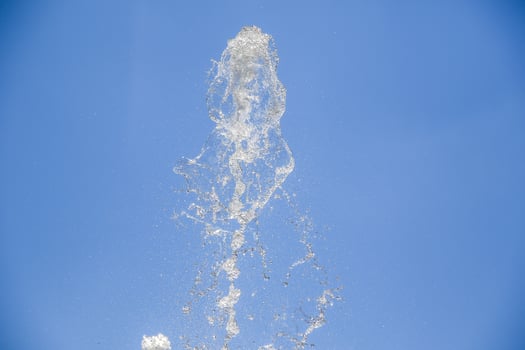 water splash in the sky photo