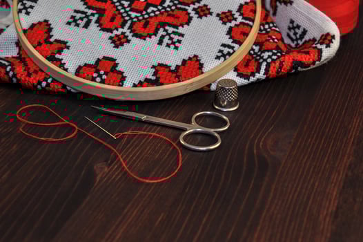 Accessories for embroidery and sewing photo