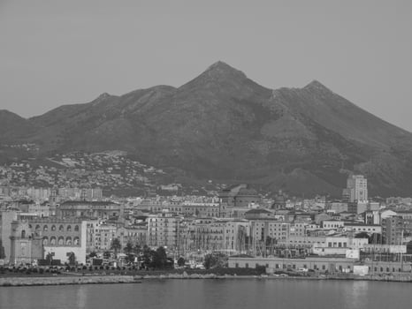 the italian city Palermo photo