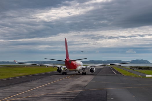 Aucland airport airstrip photo