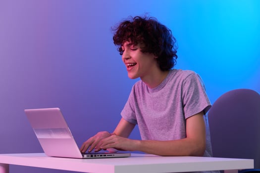 gamer online games positive fun Internet Lifestyle technology photo