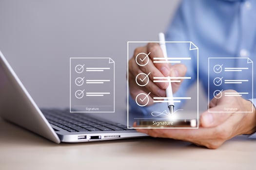 Signing electronic documents on digital documents Online, businessman with contract Electronic signature, e-signing, digital document management, paperless office, signing business contract concept, photo