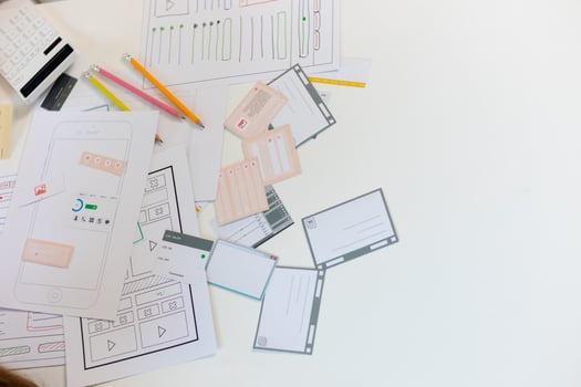 Mobile application developers are designing a ux ui system to make the display on the phone screen go smoothly because the ux ui system in a mobile phone affects the operation of various applications. photo