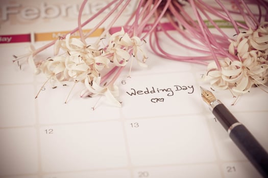Reminder Wedding day in calendar planning and fountain photo