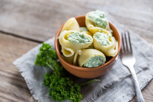 Stuffed lumaconi with cheese photo