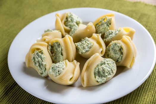 Stuffed lumaconi with cheese photo