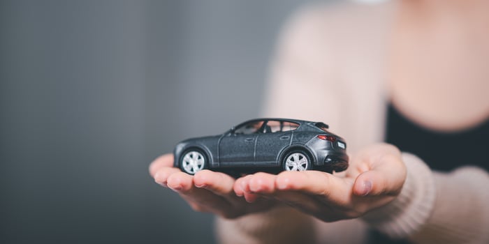 Concept of saving money for automotive investment ,Confidence in offer to consumers ,financial loans ,Risk protection with car insurance ,Lease approval ,Accidental damage protection with insurance photo