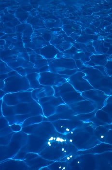 blue water in a swimming pool photo
