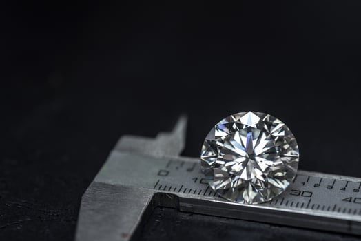 Diamond and measurement tool photo