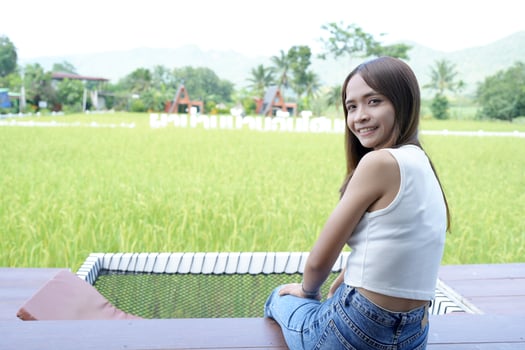 happy woman Take pictures at tourist attractions photo