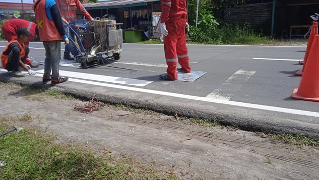 Thermoplastic road marking paint photo