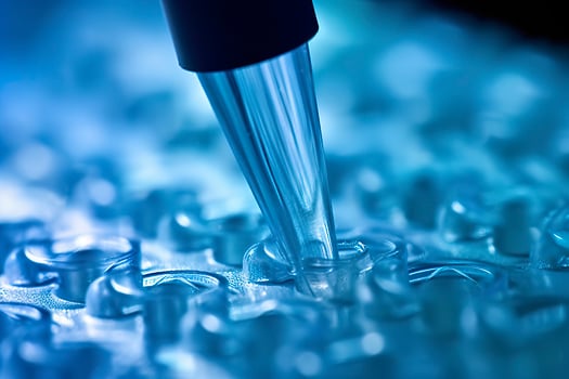 AI generated Macro shot of doctor tip and plastic plate for immunosorbent assay. AI Generated photo