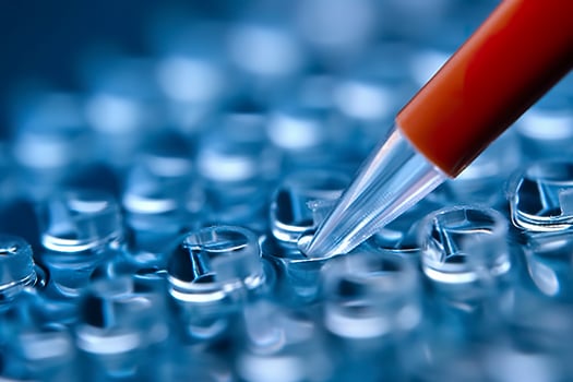 AI generated Macro shot of doctor tip and plastic plate for immunosorbent assay. AI Generated photo