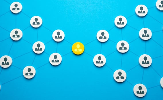 Key employee. Connecting intermediary. Communication channel for negotiations in a severe conflict. Reliable contact line. Mediation. Confidant photo