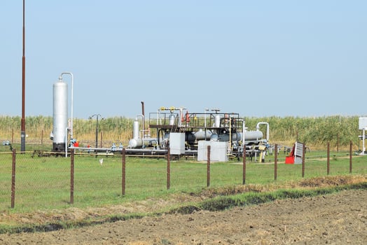 Equipment for oil separation photo