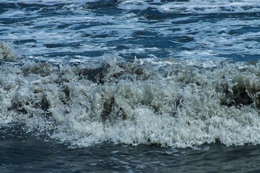 Heavy waves in the storm season. photo