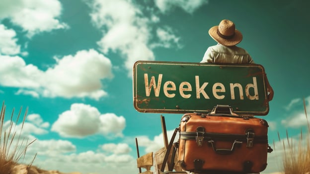 AI generated WEEKEND - Traveler with luggage on the beach photo
