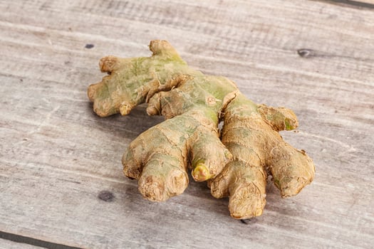 Raw ginger root fot cooking photo