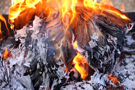 A fire that burns everything that burns. photo