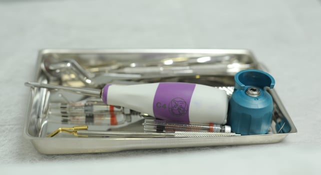 dentistry cabinet tools curette gracie, piezo scaler, piezo scaler attachment, piezo scaler wrench, luxator photo