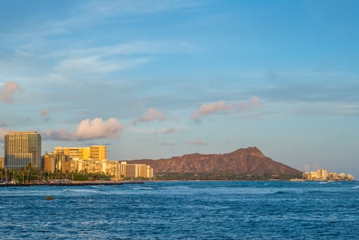 honolulu city and diamond head mountain located in oahu island, hawaii, united states photo