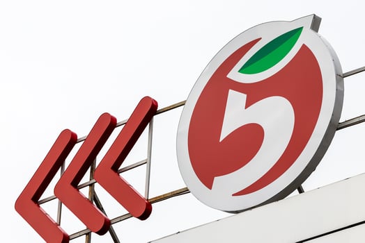 Russia, Kaluga - SEPTEMBER 29, 2020 The logo of the Russian retailer Pyaterochka on the roof. photo