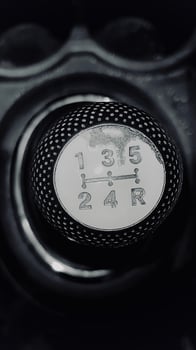 Closer view of a car manual gear system photo