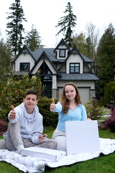 student years school time teenagers boy girl with pizza boxes gadgets in clearing on grass settle blanket happy happy play communicate Real life in Canada America Europe in private sector rich life photo