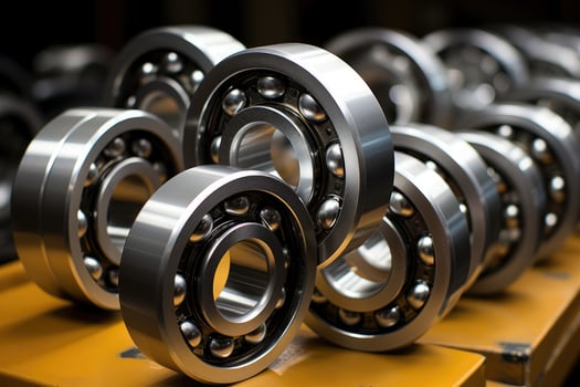 Steel shiny ball bearings for industry photo