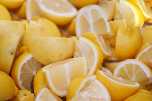 Lemon selling in supermarkets in istanbul photo