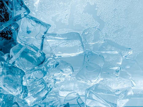 icecubes background,icecubes texture,icecubes wallpaper,ice helps to feel refreshed and cool water from the icecubes helps the water refresh your life and feel good.ice drinks for refreshment business photo