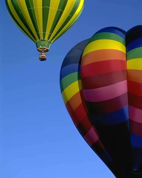 olorful hot air balloons background photo