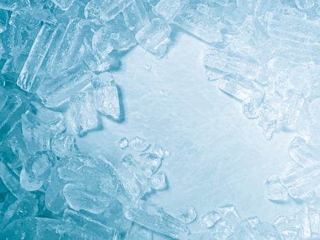 icecubes background,icecubes texture,icecubes wallpaper,ice helps to feel refreshed and cool water from the icecubes helps the water refresh your life and feel good.ice drinks for refreshment business photo