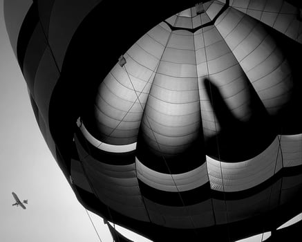 Black and white hot air balloons background photo