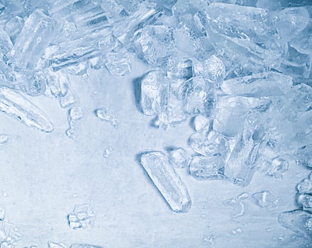 icecubes background,icecubes texture,icecubes wallpaper,ice helps to feel refreshed and cool water from the icecubes helps the water refresh your life and feel good.ice drinks for refreshment business photo