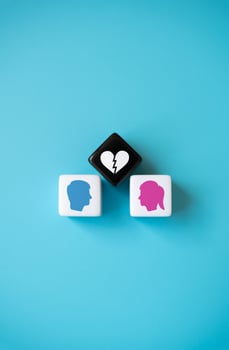 The end of a love relationship. Divorce. Let go of each other in search of new people. Psychological assistance and couples psychotherapy. photo