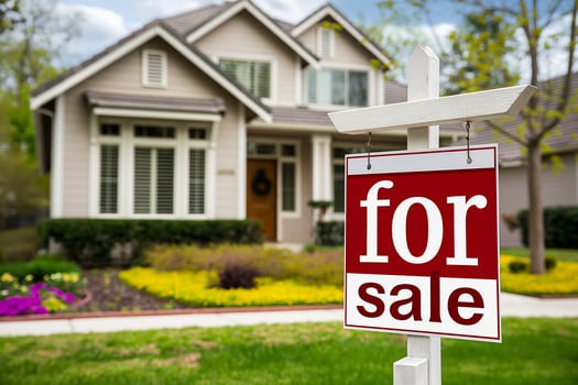Modern Family Home With For Sale Sign in Springtime Suburb, Well-Maintained Garden, Detached House, Real Estate Opportunity, Calm Neighborhood, Perfect for Growing Families photo