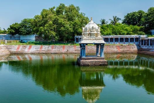 Temple tank of Ekambareswara Temple in Kanchipuram, Tamil Nadu, India photo