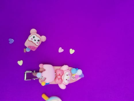 clips on a purple background photo