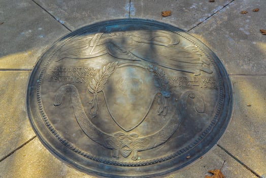 PRINCETON, NJ USA - NOVENBER 12, 2019 commemorative plaque Patriotism, Gallantry, Devotion World War 1914-1918, Princeton, NJ USA photo