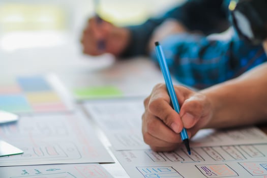 Smooth Focus, group of web designers are working together to develop mobile responsive website with UI UX Front End Designer Previewing. website designers in form of mobile applications with UI UX photo