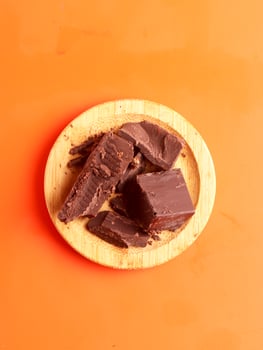 chocolate fat cocoa milk eat dessert ingredient sweet sugar tasty calorie slice product snacks food photo