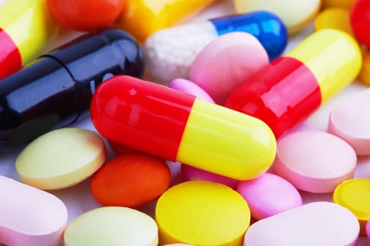 pills and capsules photo