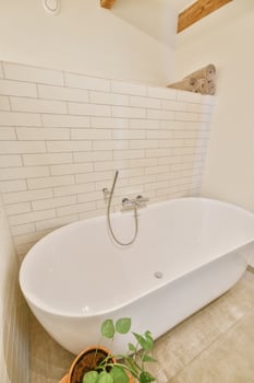 A white bathtub photo