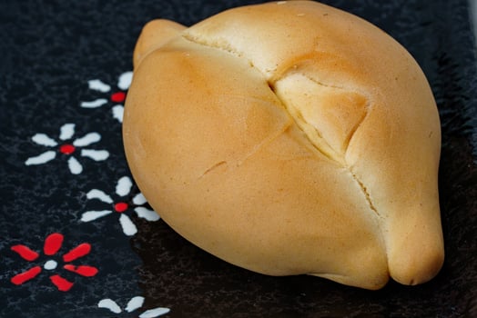 sweet filipino bread called monay photo