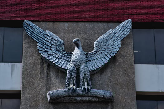 eagle statue made of stone photo