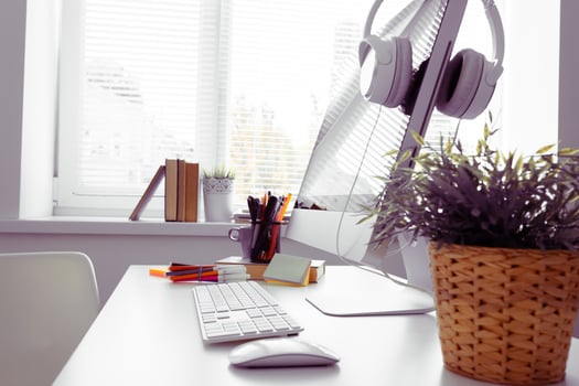 White office desk table photo