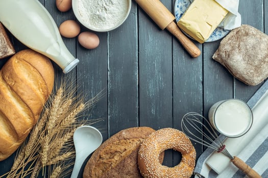 milk and bakery products photo