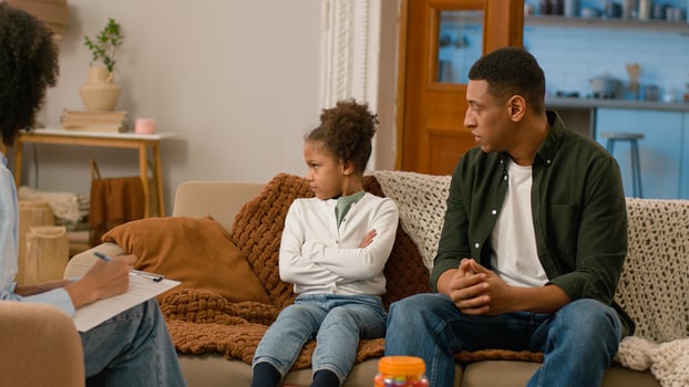 African American dissatisfied little girl daughter father dad appointment psychologist family problems compromise refusal shaking head no disagree bad relationships denial divorce offended parenthood photo