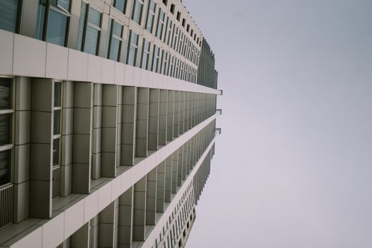 A tall hotel building standing majestically against the skyline photo